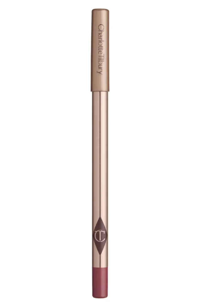 Emma stone golden globe eye liner